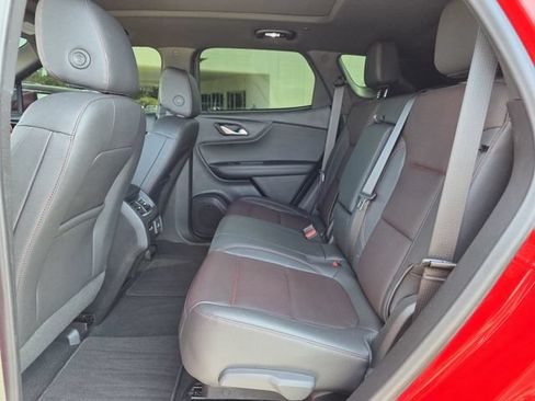 Used 2022 Chevrolet Blazer RS FWD image 17