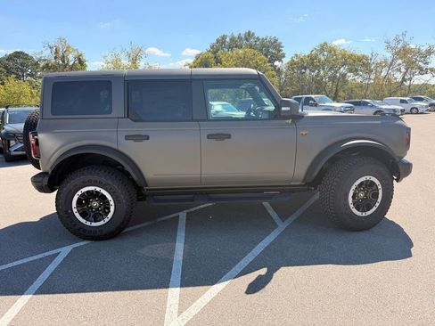 New 2025 Ford Bronco Badlands w/ Matte Film Protection Package AWD/4WD image 9