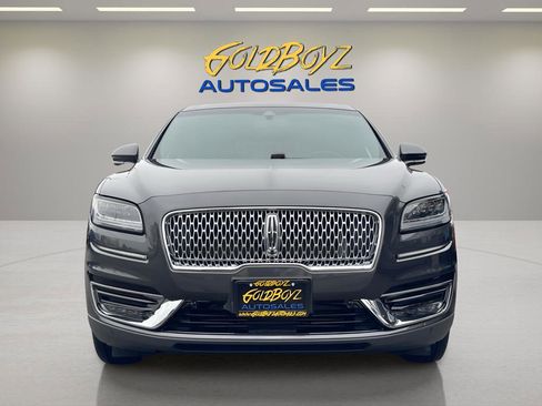 Used 2020 Lincoln Nautilus Reserve w/ Equipment Group 202A image 9