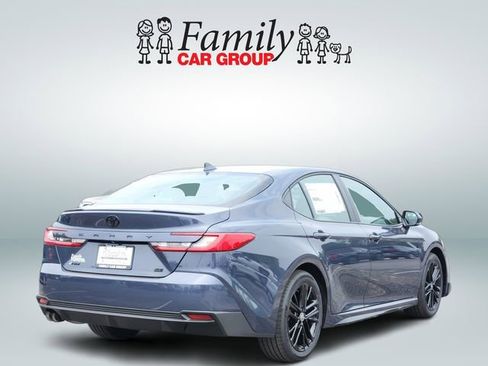 New 2026 Toyota Camry SE FWD image 4