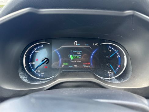 Used 2025 Toyota RAV4 LE AWD/4WD image 18