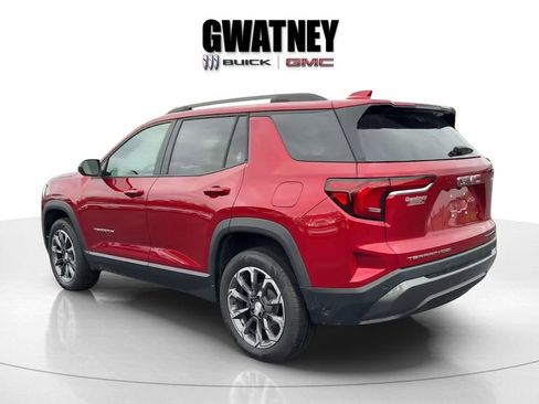 Used 2025 GMC Terrain Elevation w/ Elevation Premium Package image 5