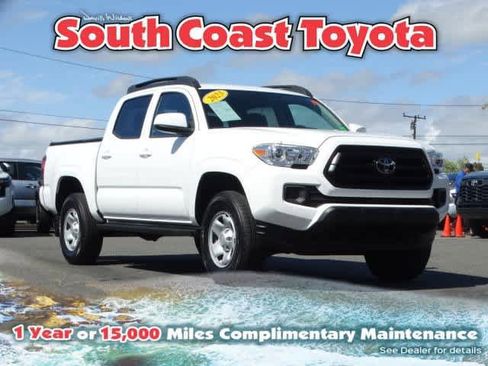 Certified 2023 Toyota Tacoma SR AWD/4WD image 1