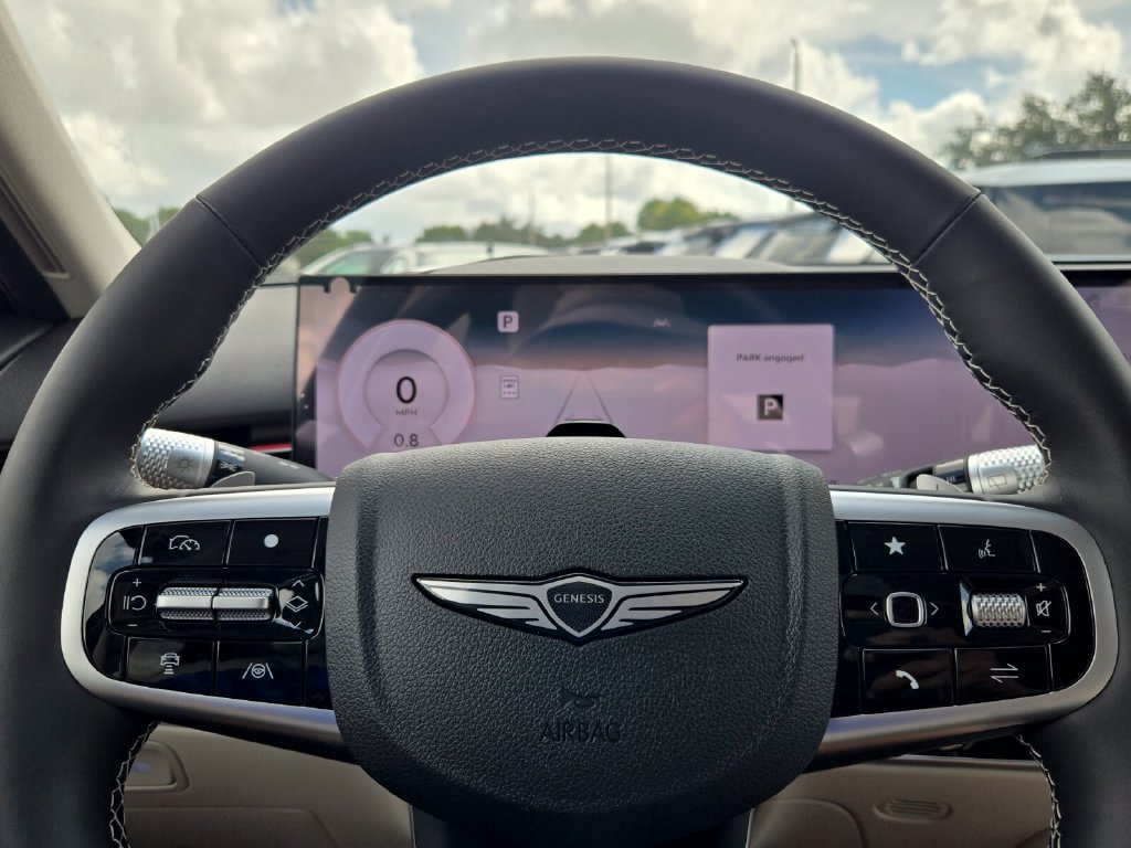 New 2027 Genesis GV70 2.5T Select AWD/4WD image 12
