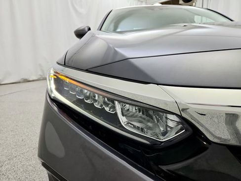 Used 2020 Honda Accord EX image 26