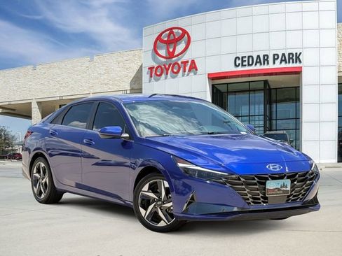 Used 2023 Hyundai Elantra Limited FWD image 1