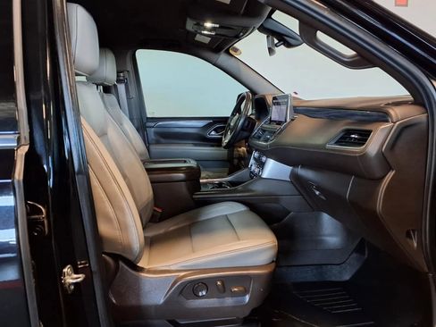 Used 2021 GMC Yukon XL SLT AWD/4WD image 13