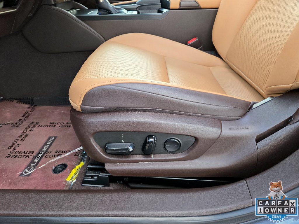 Used 2020 Lexus ES 300h w/ Premium Package FWD image 28