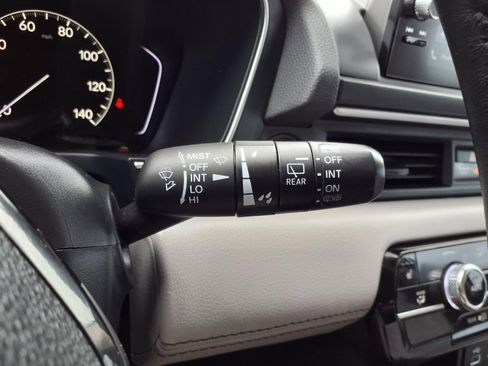 Used 2025 Honda Pilot EX-L image 19