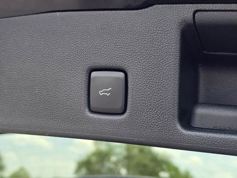 New 2024 Ford Escape SE image 12