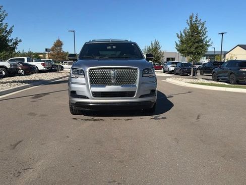 Used 2023 Lincoln Navigator Reserve AWD/4WD image 1