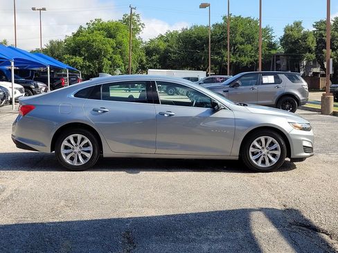 Used 2025 Chevrolet Malibu LT FWD image 6