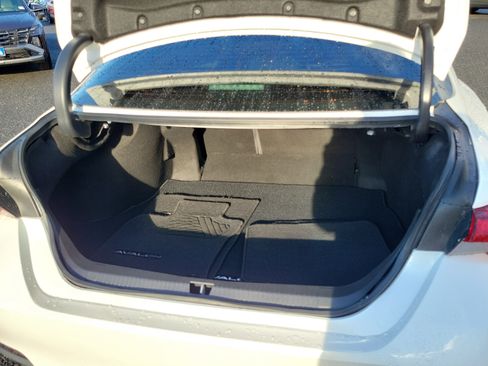 Used 2020 Toyota Avalon XSE image 22