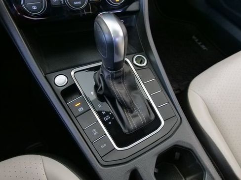 Used 2021 Volkswagen Jetta R-Line image 21