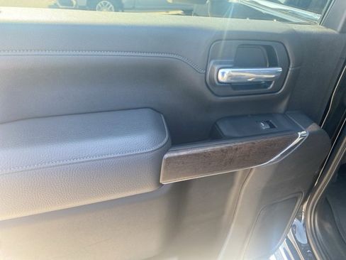 Used 2022 GMC Sierra 2500 Denali image 12