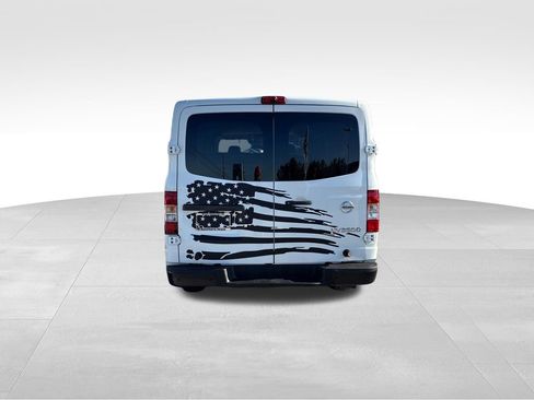 Used 2016 Nissan NV 3500 S image 5