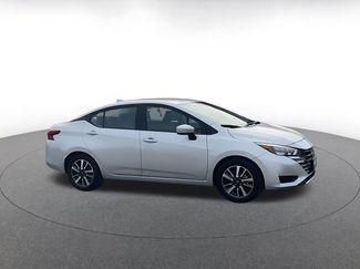 Used 2025 Nissan Versa SV video 2