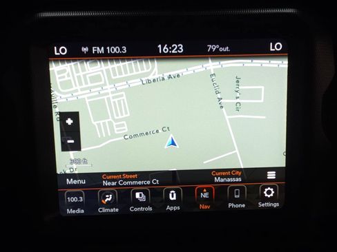 Used 2021 Jeep Wrangler Unlimited Sahara AWD/4WD image 22