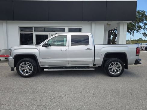 Certified 2018 GMC Sierra 1500 SLT AWD/4WD image 4
