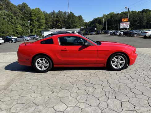 Used 2014 Ford Mustang Coupe RWD image 14