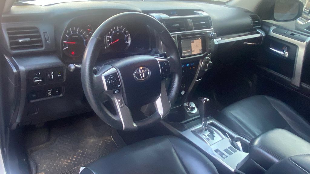 Used 2015 Toyota 4Runner Limited AWD/4WD image 15
