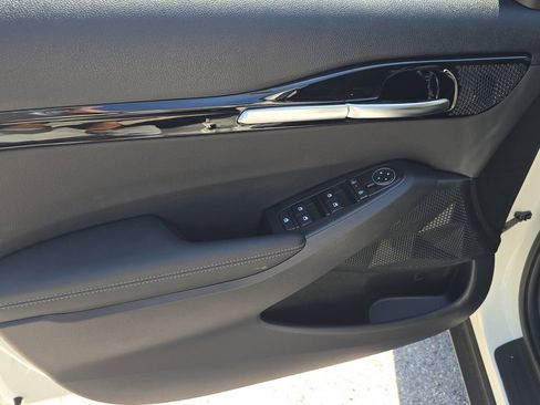 New 2026 Kia Seltos S FWD image 17