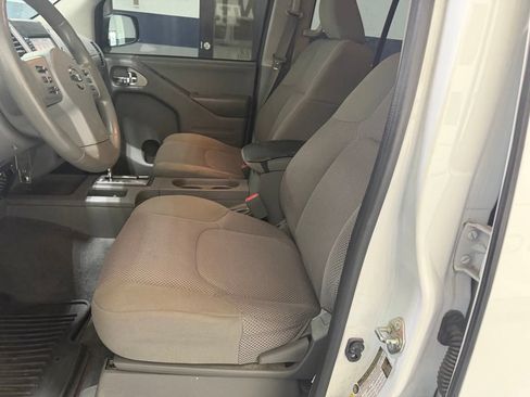 Used 2019 Nissan Frontier SV RWD image 15