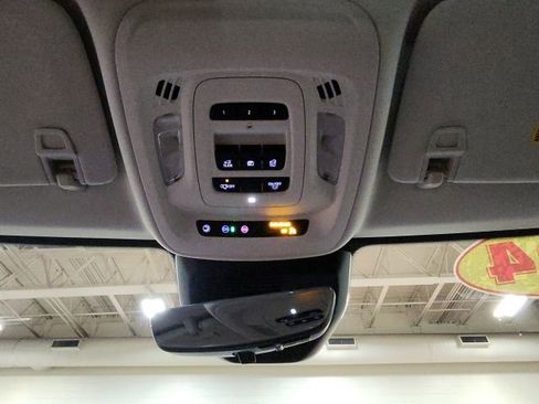 Certified 2024 Buick Envision Avenir image 18