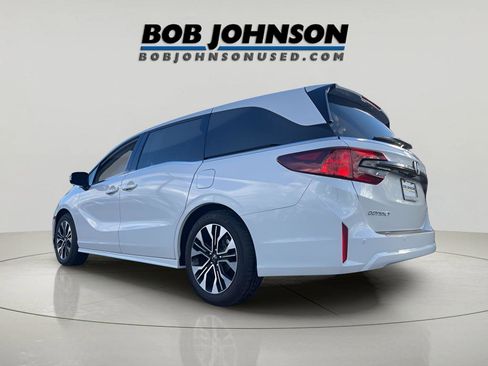 Used 2025 Honda Odyssey Elite image 5
