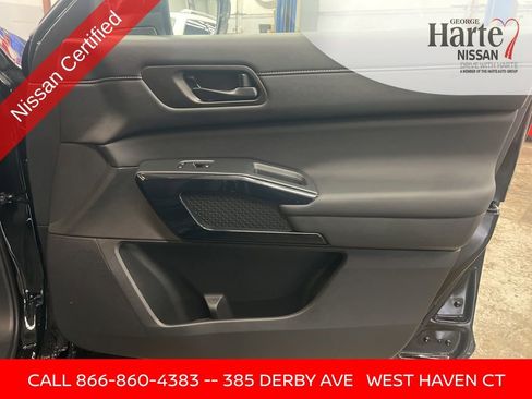 Certified 2025 Nissan Pathfinder SV w/ SV Premium Package image 44