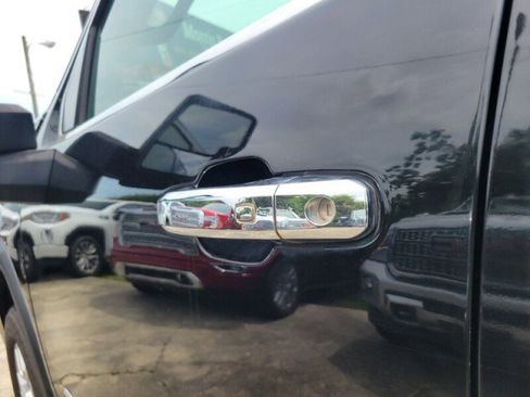 Used 2022 GMC Sierra 2500 SLT AWD/4WD image 10