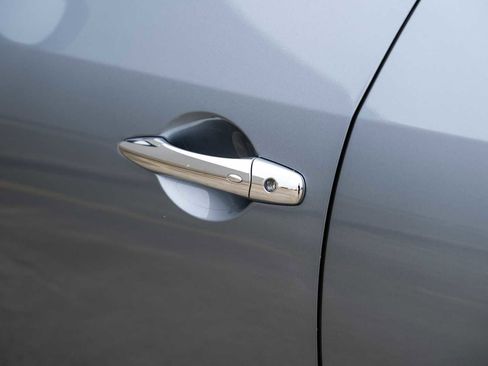 Used 2017 INFINITI QX50 2WD w/ Premium Plus Package image 47