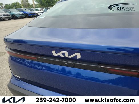 New 2026 Kia K4 FWD image 10