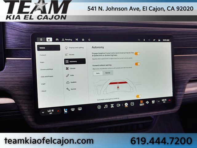 Used 2026 Rivian R1S Adventure Dual AWD/4WD image 39