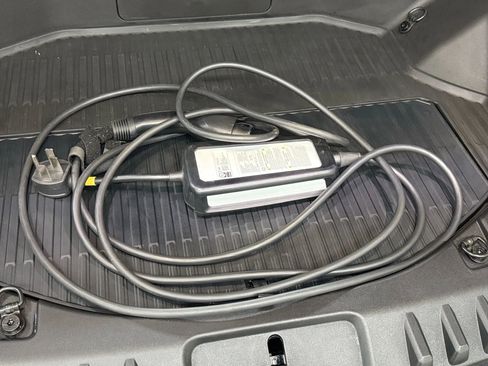 Used 2023 Ford F150 Lightning Lariat image 49