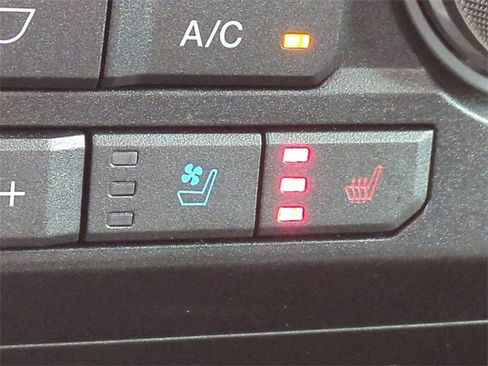 Used 2018 Ford F150 Raptor w/ Equipment Group 802A Luxury image 24