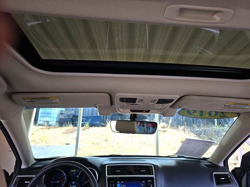 Used 2019 Subaru Outback 2.5i Limited image 24