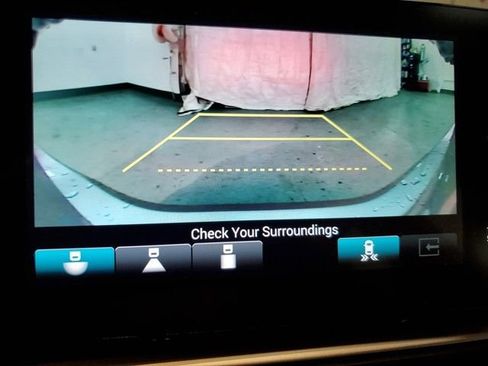 Used 2018 Honda Accord Touring image 21