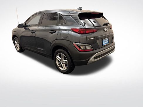 Used 2023 Hyundai Kona SE image 8