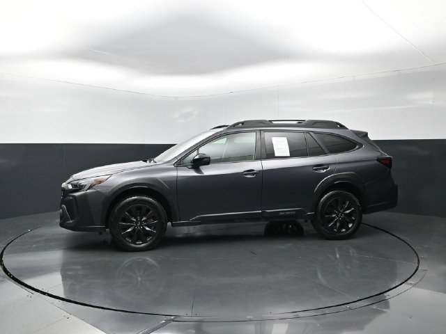 Used 2025 Subaru Outback Onyx Edition AWD/4WD image 3