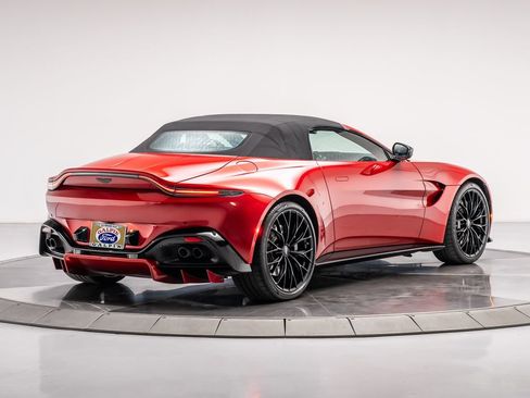 Used 2023 Aston Martin V8 Vantage Roadster RWD image 5
