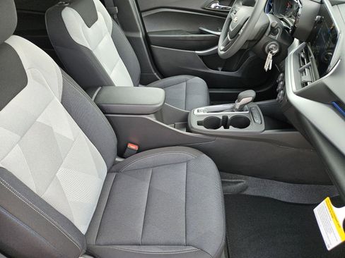 New 2026 Chevrolet Trax LS w/ LS Convenience Package image 16