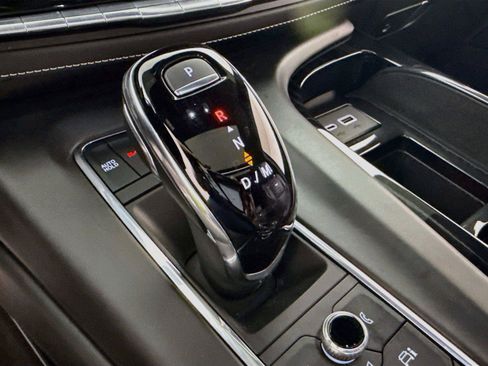 Used 2023 Cadillac Escalade V AWD/4WD image 19