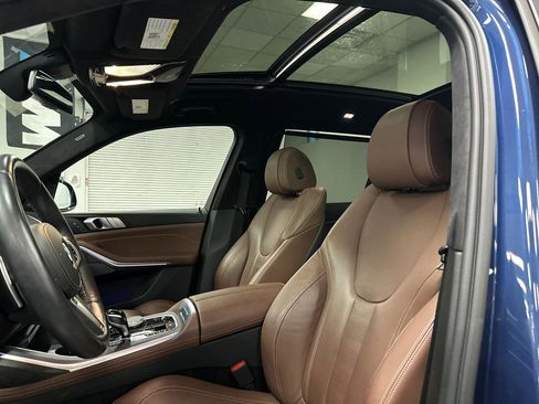 Used 2021 BMW X7 xDrive40i w/ Premium Package 2 AWD/4WD image 17