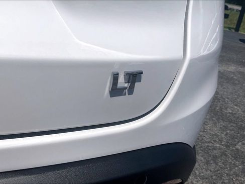 New 2026 Chevrolet Trax LT w/ Driver Confidence Package FWD image 9