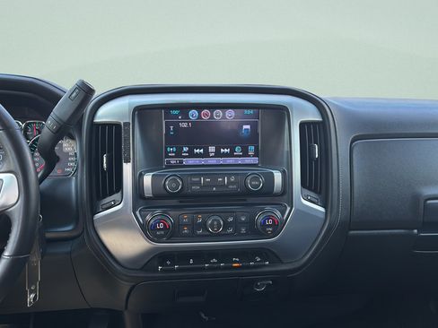 Used 2017 GMC Sierra 1500 SLE w/ SLE Value Package AWD/4WD image 11