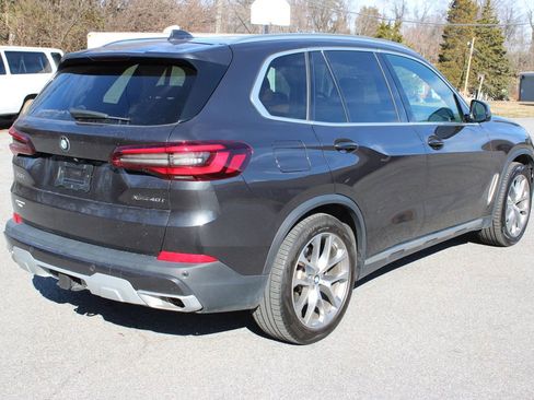 Used 2023 BMW X5 xDrive40i w/ Premium Package image 9