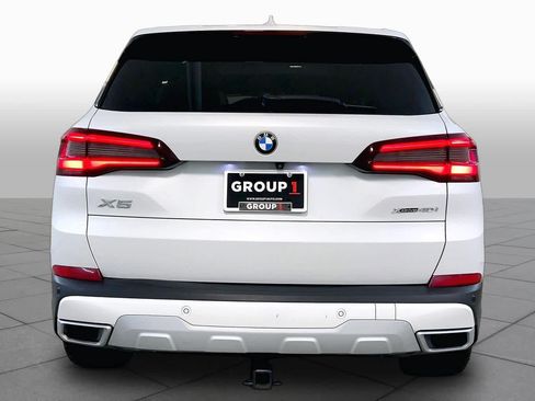 Used 2021 BMW X5 xDrive40i w/ Premium Essential Package AWD/4WD image 4