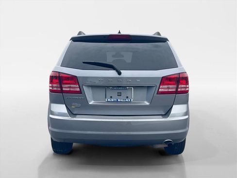 Used 2018 Dodge Journey SE w/ Blacktop Package FWD image 6