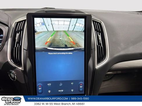 Used 2024 Ford Edge SE image 16